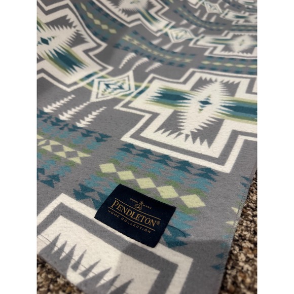 Pendleton Home Collection Harding Pattern Throw Blanket - Picture 6 of 8